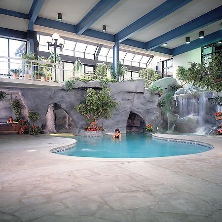 Sidney James Mountain Lodge Gatlinburg Exterior photo